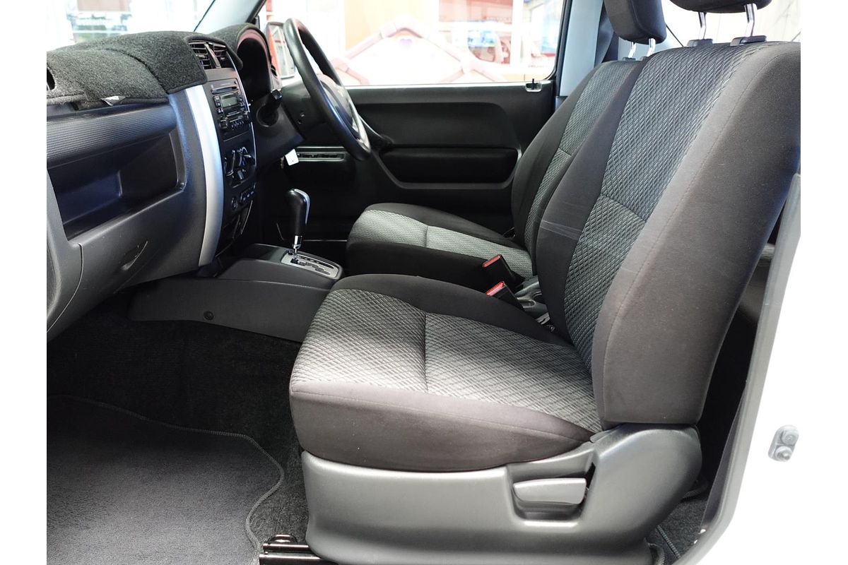 2015 Suzuki Jimny Sierra SN413 T6