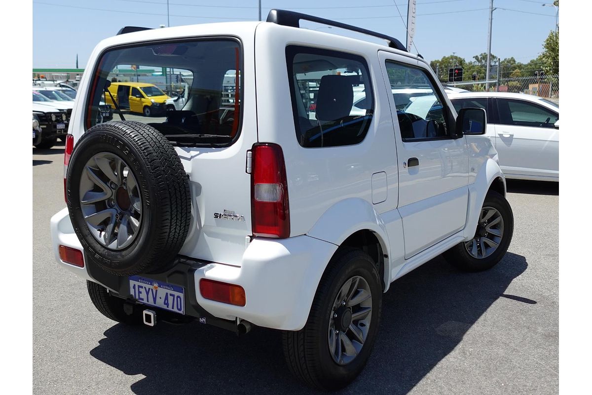 2015 Suzuki Jimny Sierra SN413 T6
