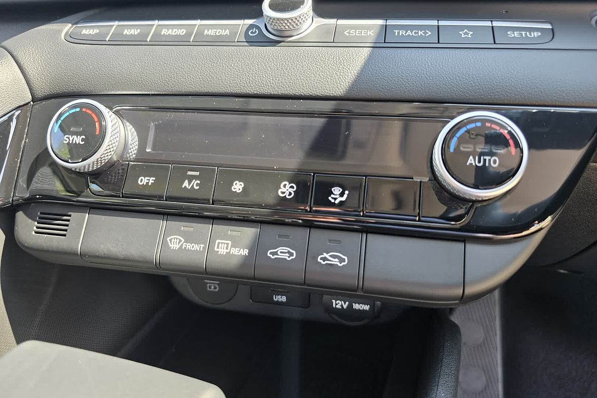 2025 Hyundai i30 Elite CN7.V2