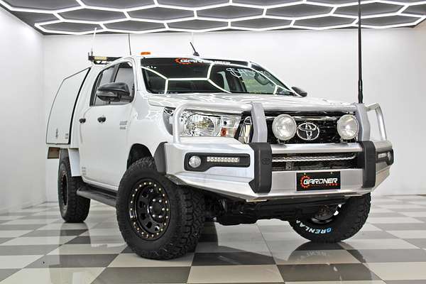 2019 Toyota Hilux SR GUN126R 4X4