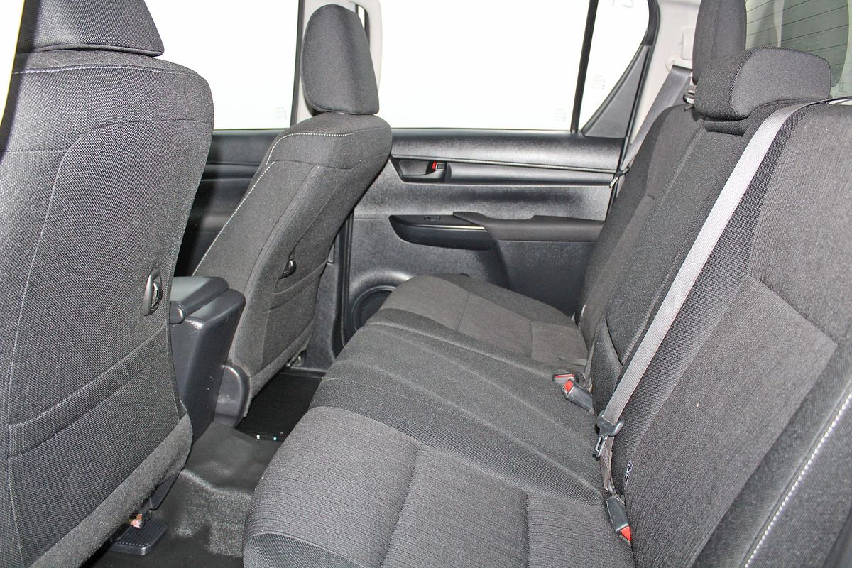 2019 Toyota Hilux SR GUN126R 4X4