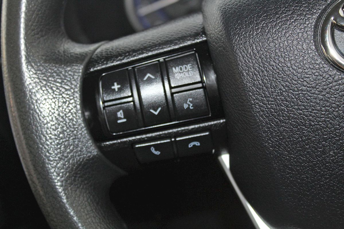 2019 Toyota Hilux SR GUN126R 4X4