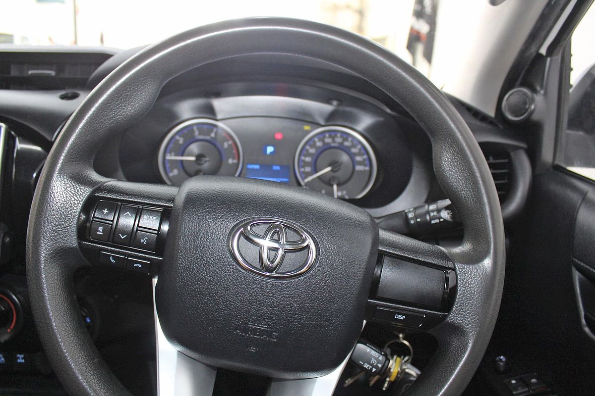 2019 Toyota Hilux SR GUN126R 4X4
