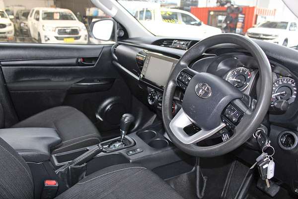 2021 Toyota Hilux SR GUN126R 4X4