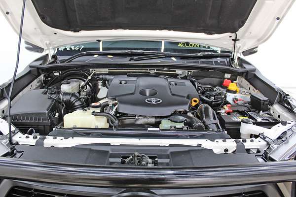 2021 Toyota Hilux SR GUN126R 4X4