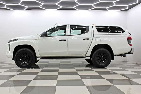 2020 Mitsubishi Triton GLX ADAS MR 4X4