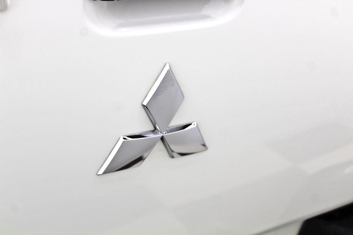 2020 Mitsubishi Triton GLX ADAS MR 4X4