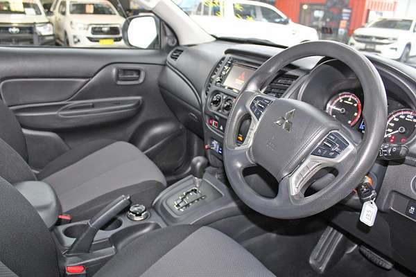 2020 Mitsubishi Triton GLX ADAS MR 4X4