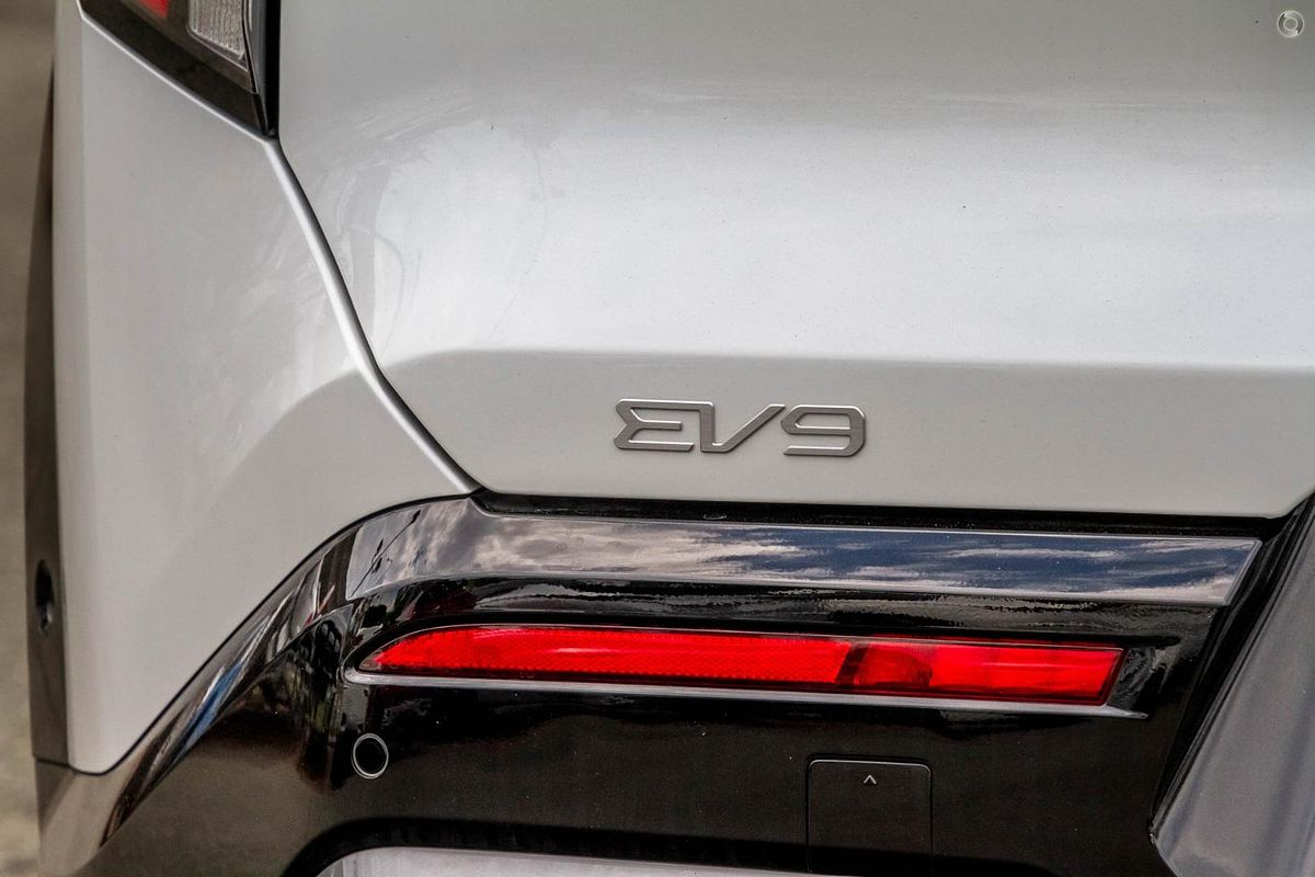 2025 Kia EV9 Earth MV