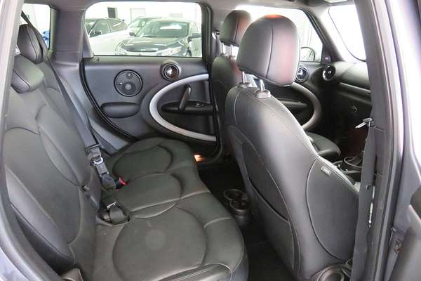 2016 MINI Countryman Cooper R60