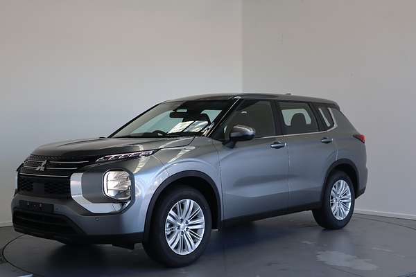 2023 Mitsubishi Outlander ES ZM