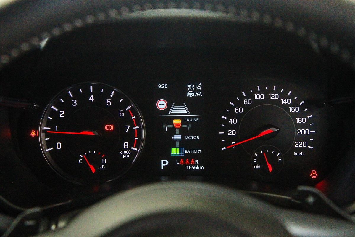 2024 Suzuki Swift Hybrid GLX UZ