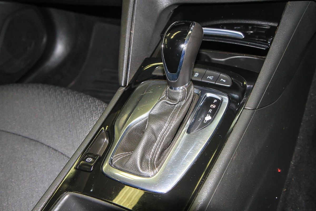 2019 Holden Commodore LT ZB
