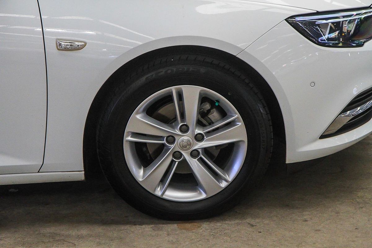 2019 Holden Commodore LT ZB