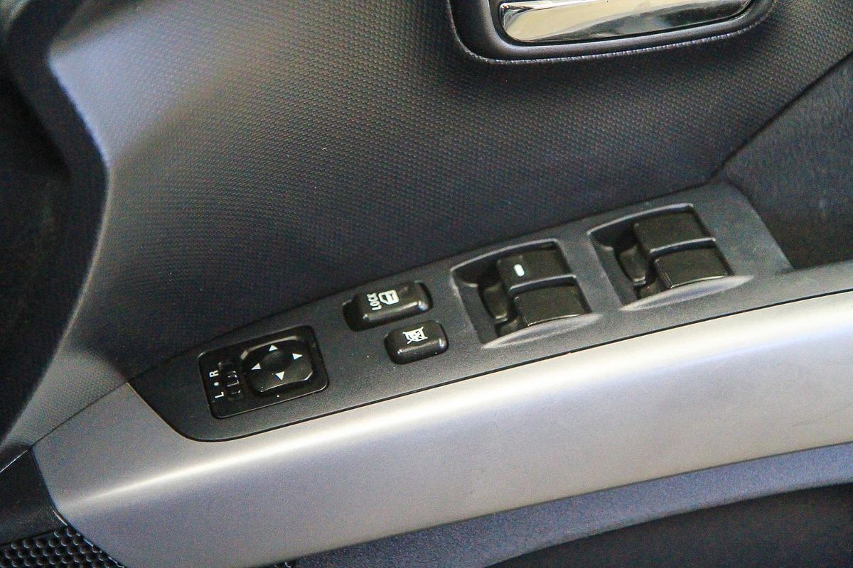 2012 Mitsubishi Outlander VR ZH