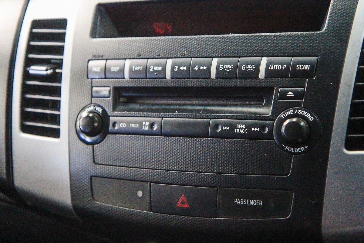 2012 Mitsubishi Outlander VR ZH