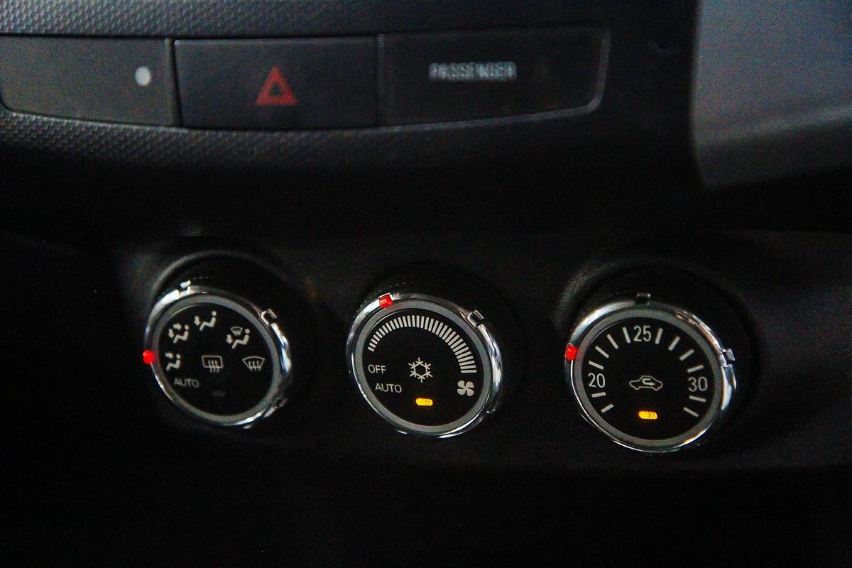 2012 Mitsubishi Outlander VR ZH