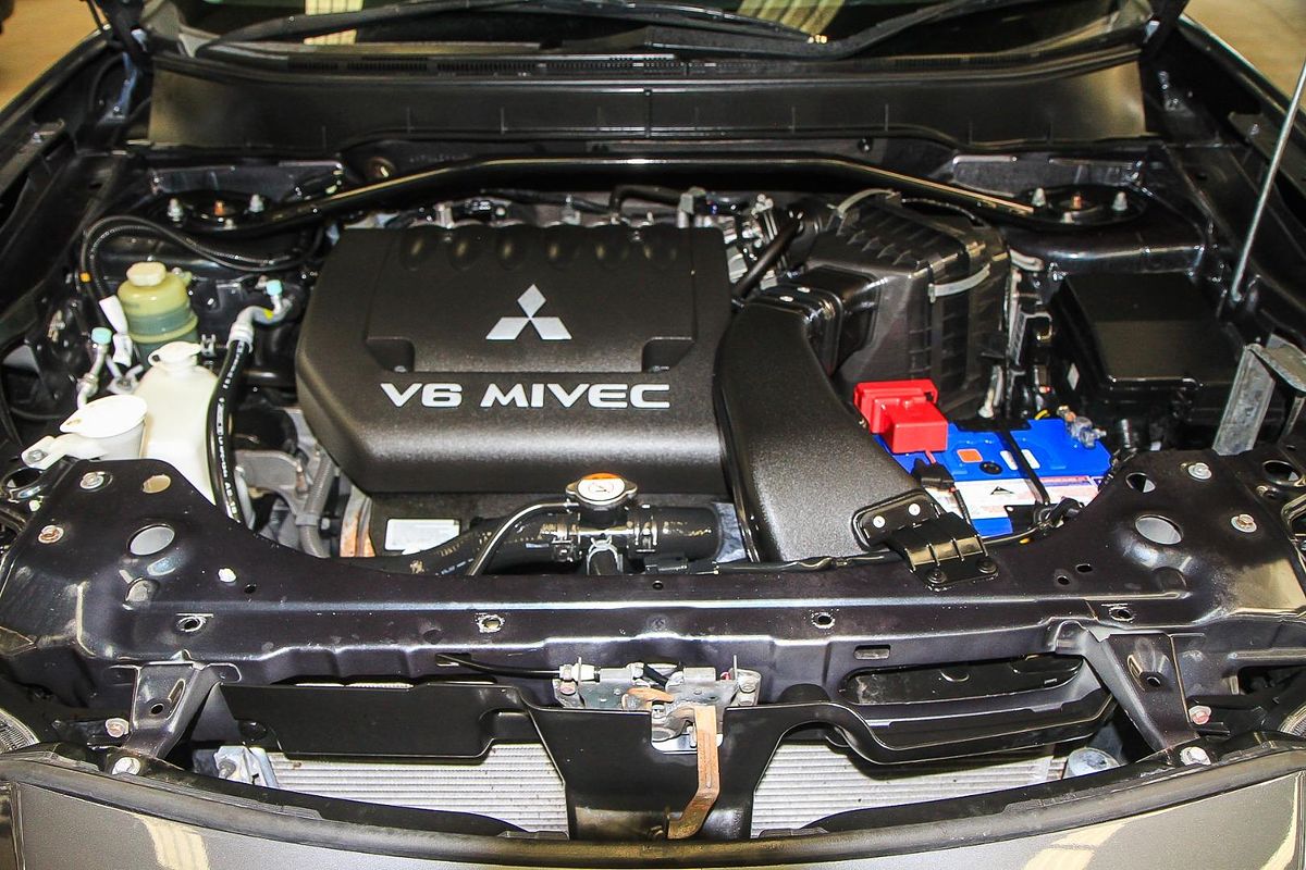 2012 Mitsubishi Outlander VR ZH