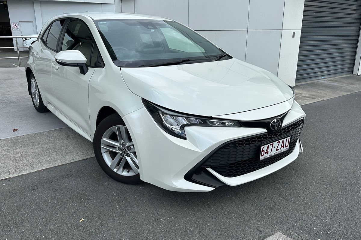 2018 Toyota Corolla Ascent Sport MZEA12R