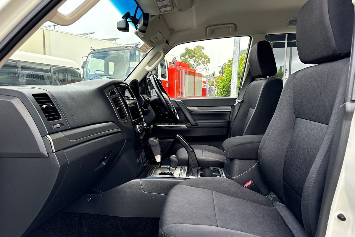 2020 Mitsubishi Pajero GLX NX