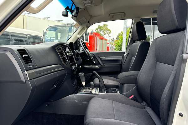 2020 Mitsubishi Pajero GLX NX