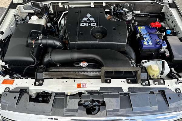 2020 Mitsubishi Pajero GLX NX