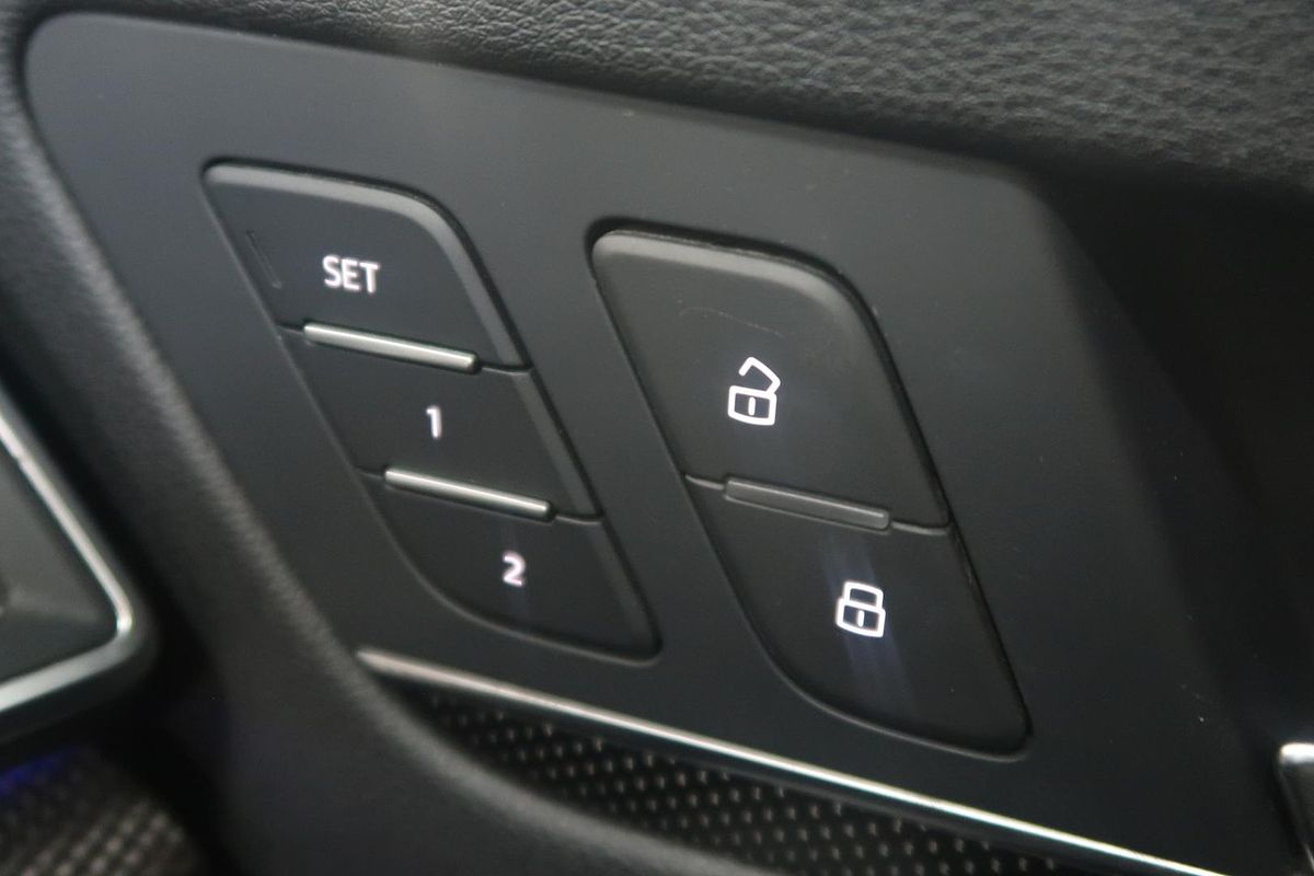 2019 Audi SQ5 FY