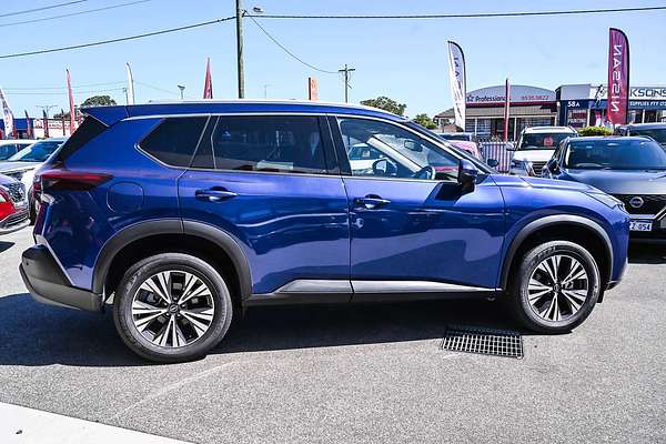 2024 Nissan X-TRAIL ST-L T33