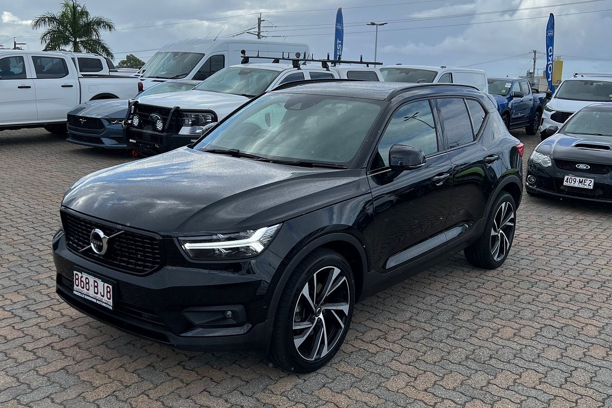 2020 Volvo XC40 T5 R-Design