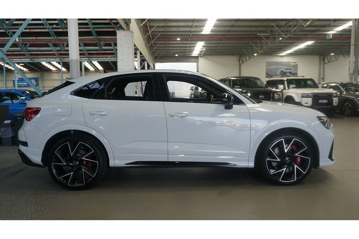 2020 Audi RS Q3 F3