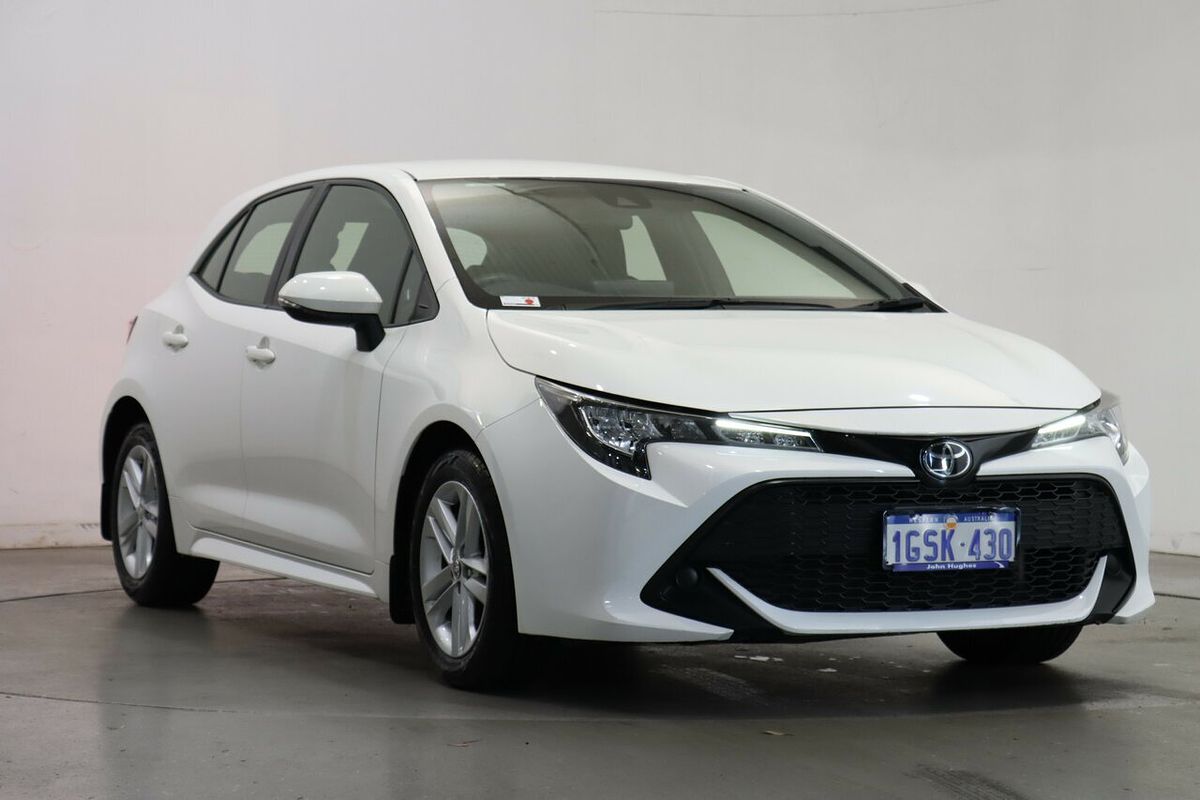 2018 Toyota Corolla Ascent Sport MZEA12R