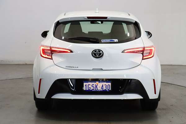 2018 Toyota Corolla Ascent Sport MZEA12R