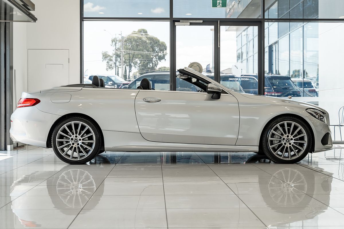 2017 Mercedes-Benz C-Class C300 A205