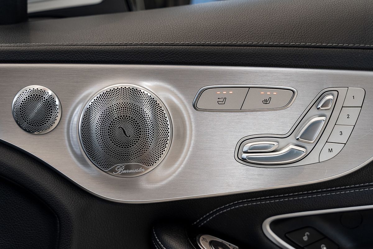 2017 Mercedes-Benz C-Class C300 A205
