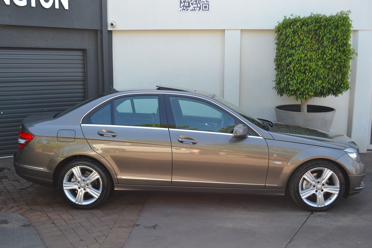 2009 Mercedes-Benz C-Class C220 CDI Elegance W204