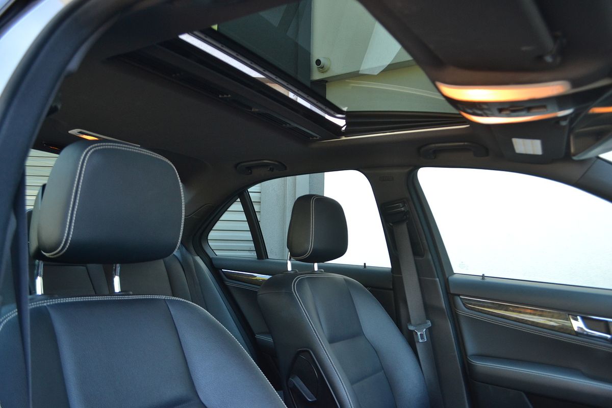 2009 Mercedes-Benz C-Class C220 CDI Elegance W204