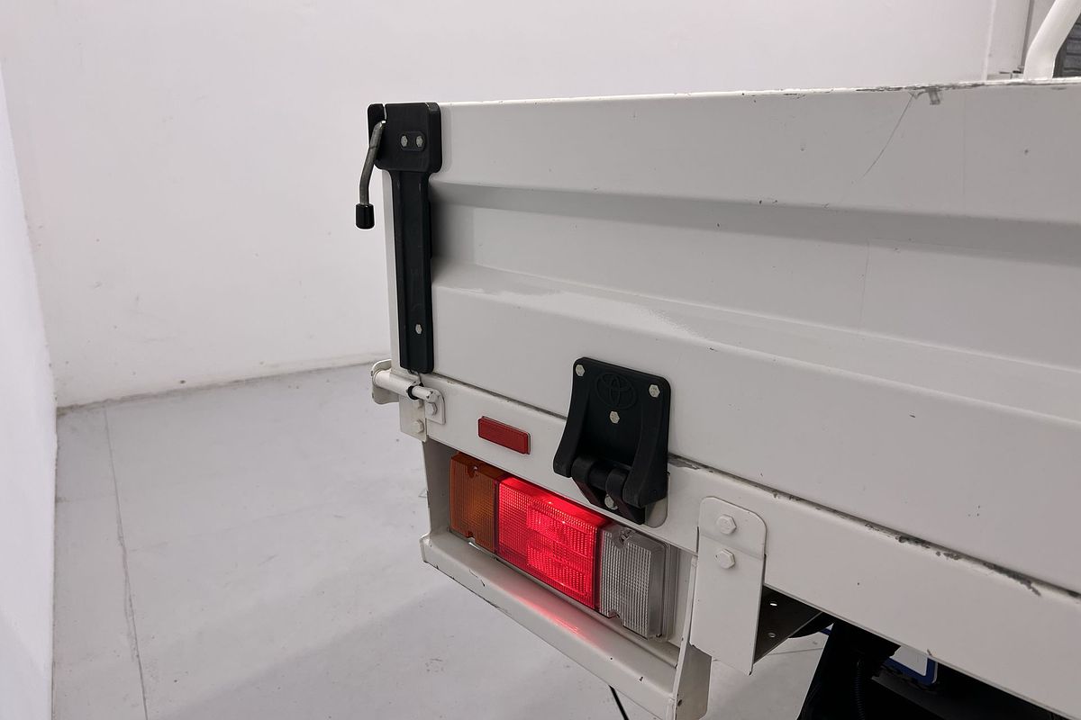 2022 Toyota Hilux SR GUN126R 4X4