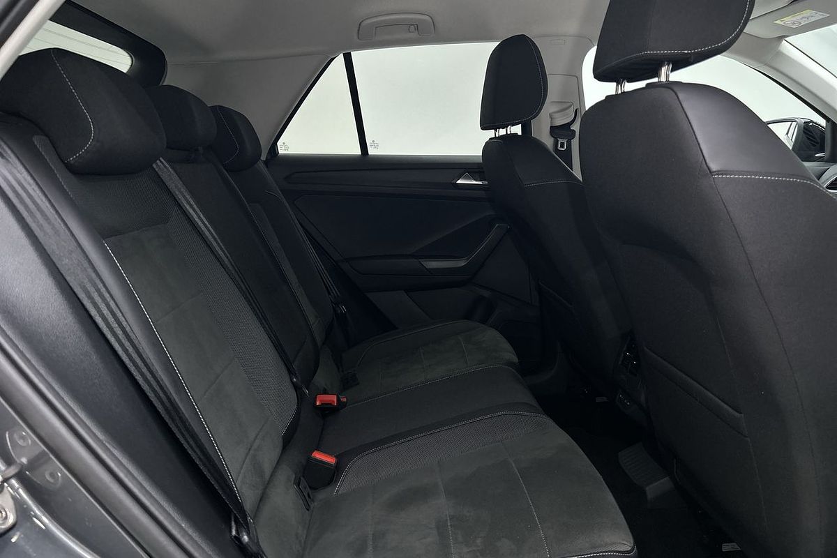 2022 Volkswagen T-Roc 110TSI Style D11