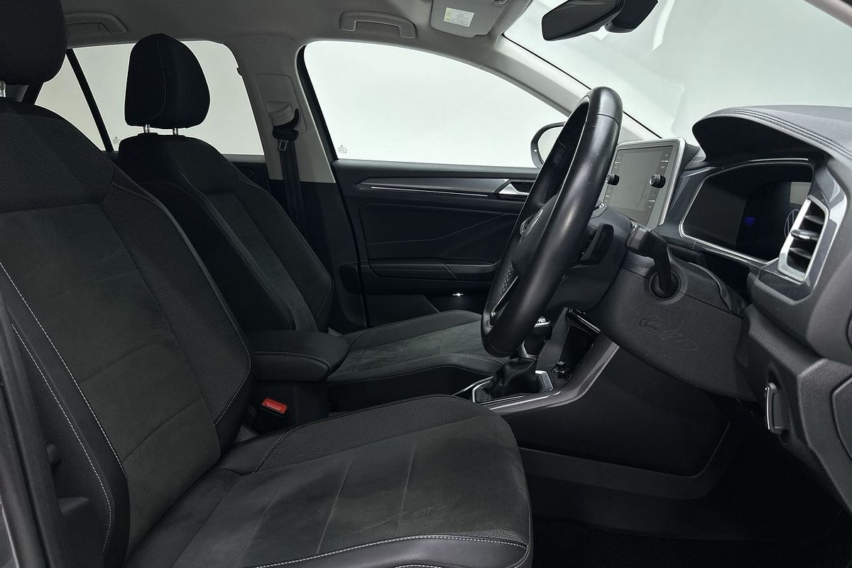 2022 Volkswagen T-Roc 110TSI Style D11