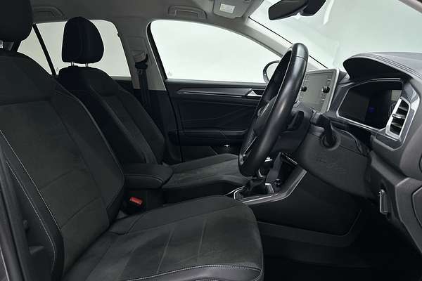 2022 Volkswagen T-Roc 110TSI Style D11