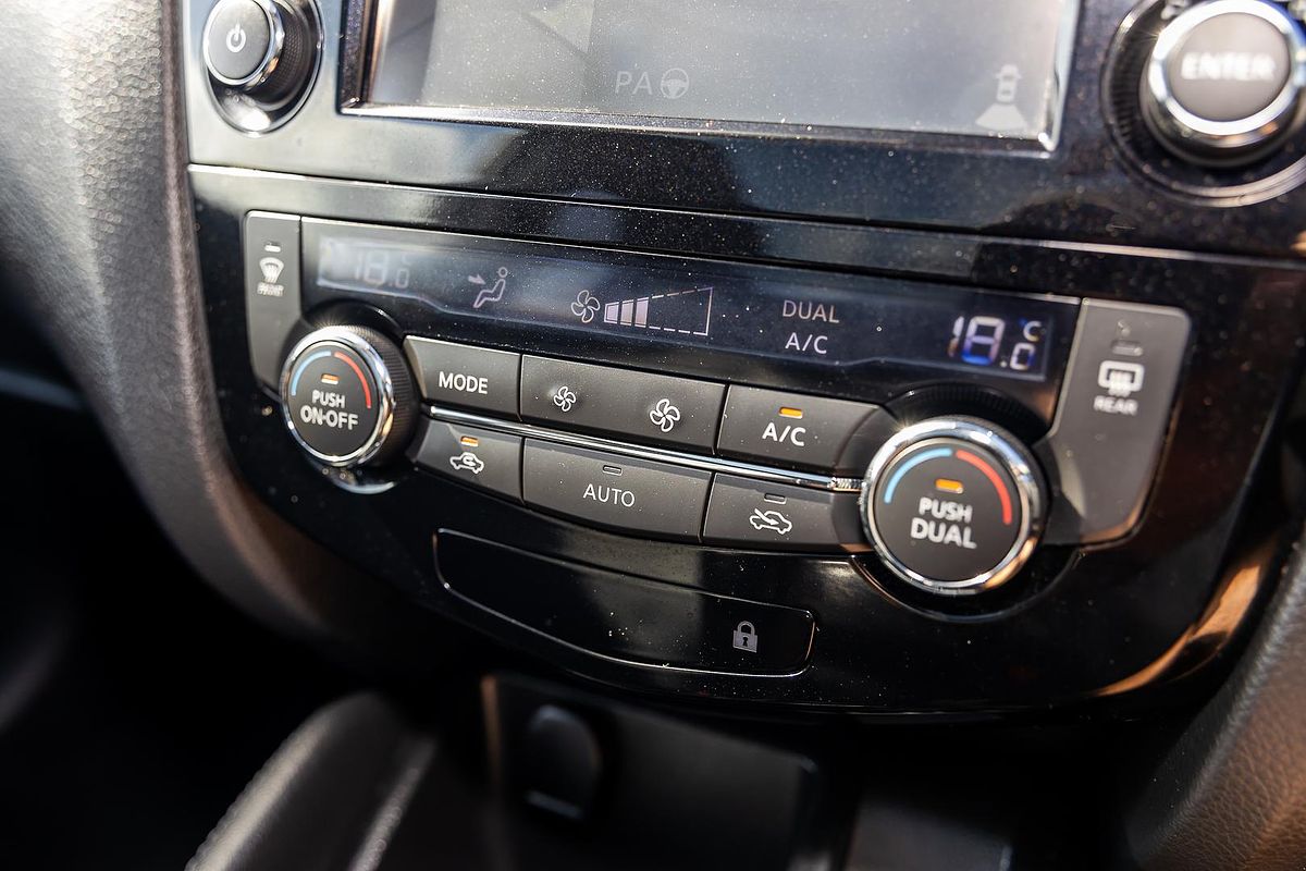 2017 Nissan QASHQAI Ti J11