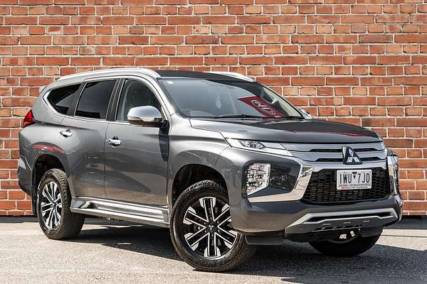 2022 Mitsubishi Pajero Sport GLS QF
