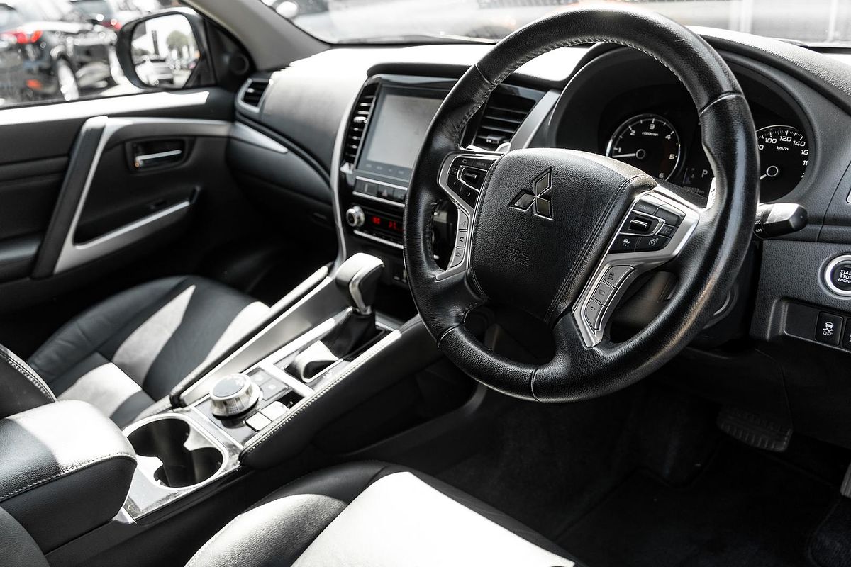 2022 Mitsubishi Pajero Sport GLS QF