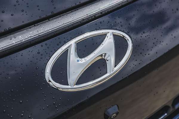 2022 Hyundai STARIA US4.V1