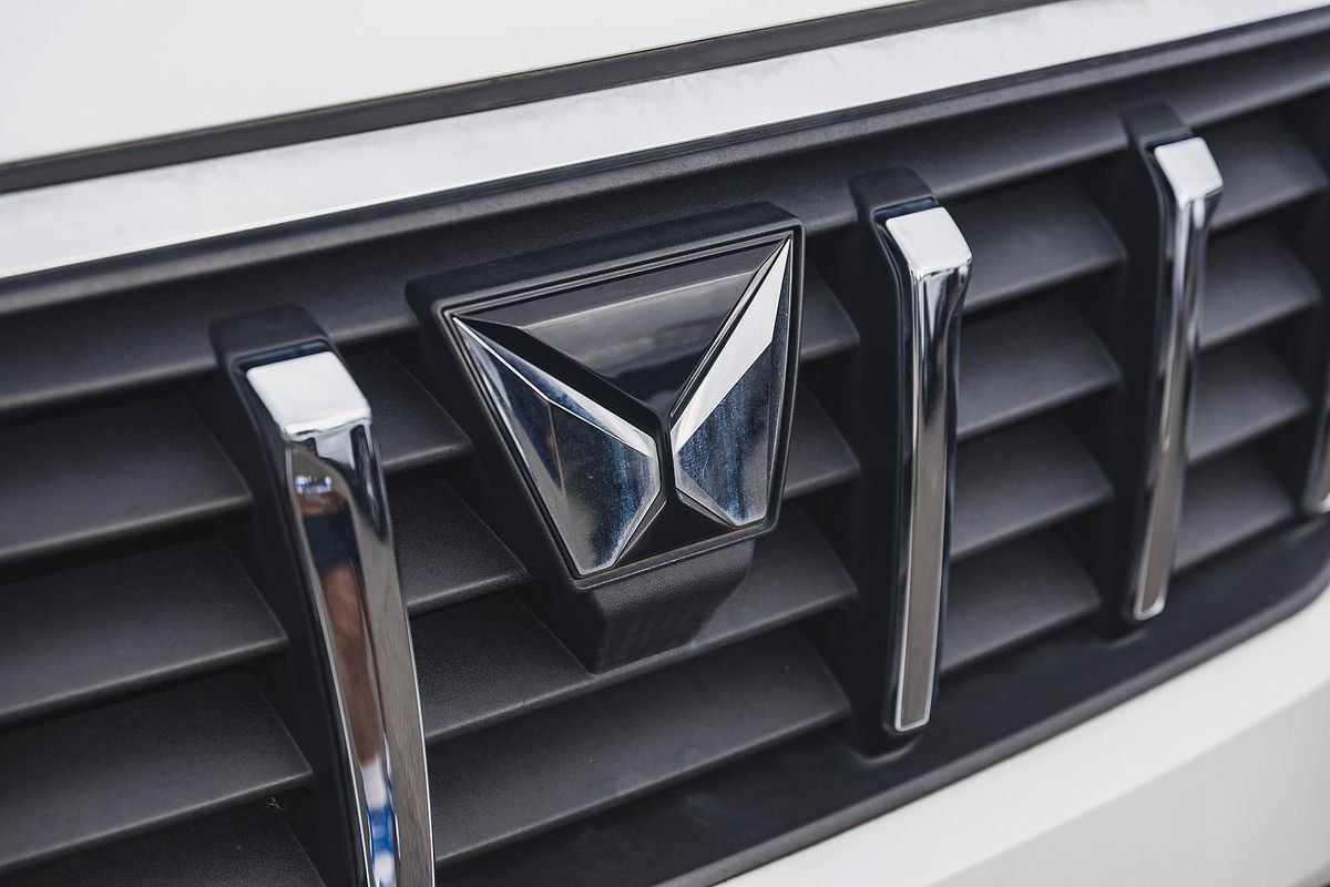 2023 Mahindra Scorpio Z8