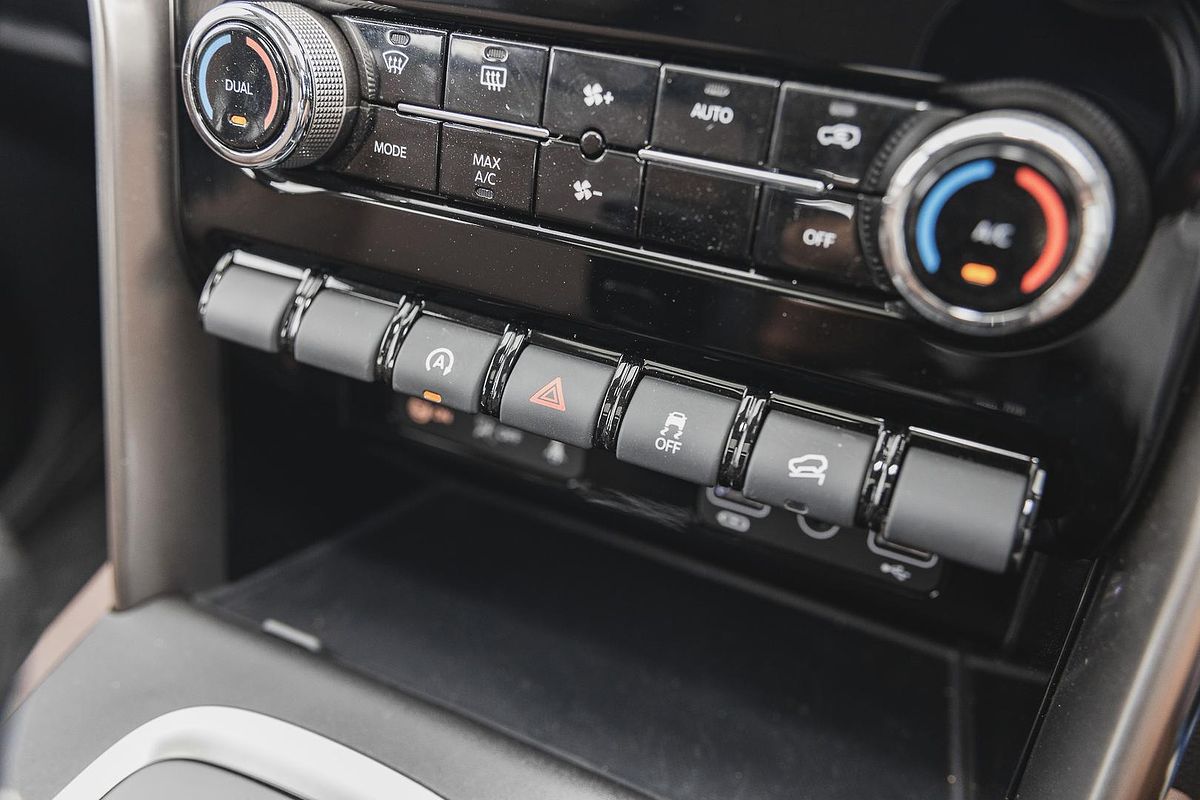 2023 Mahindra Scorpio Z8