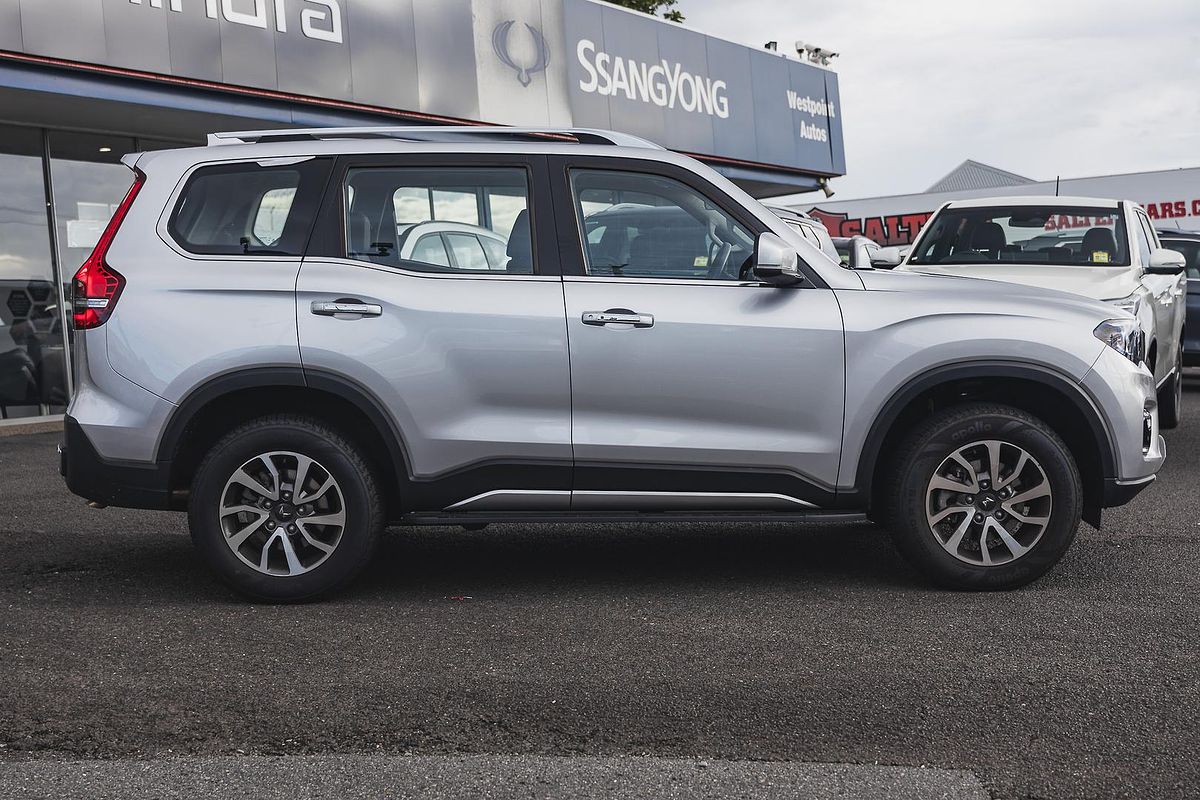 2023 Mahindra Scorpio Z8L