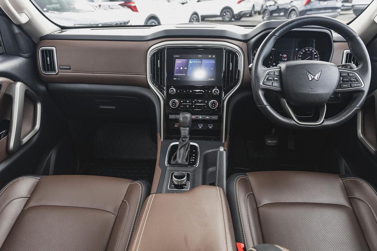 2023 Mahindra Scorpio Z8L
