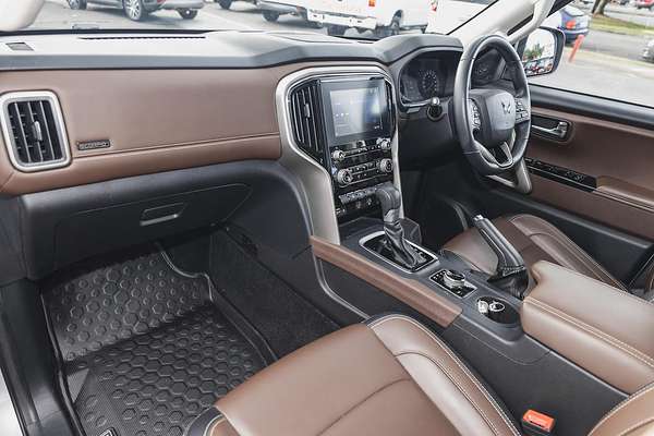 2023 Mahindra Scorpio Z8L