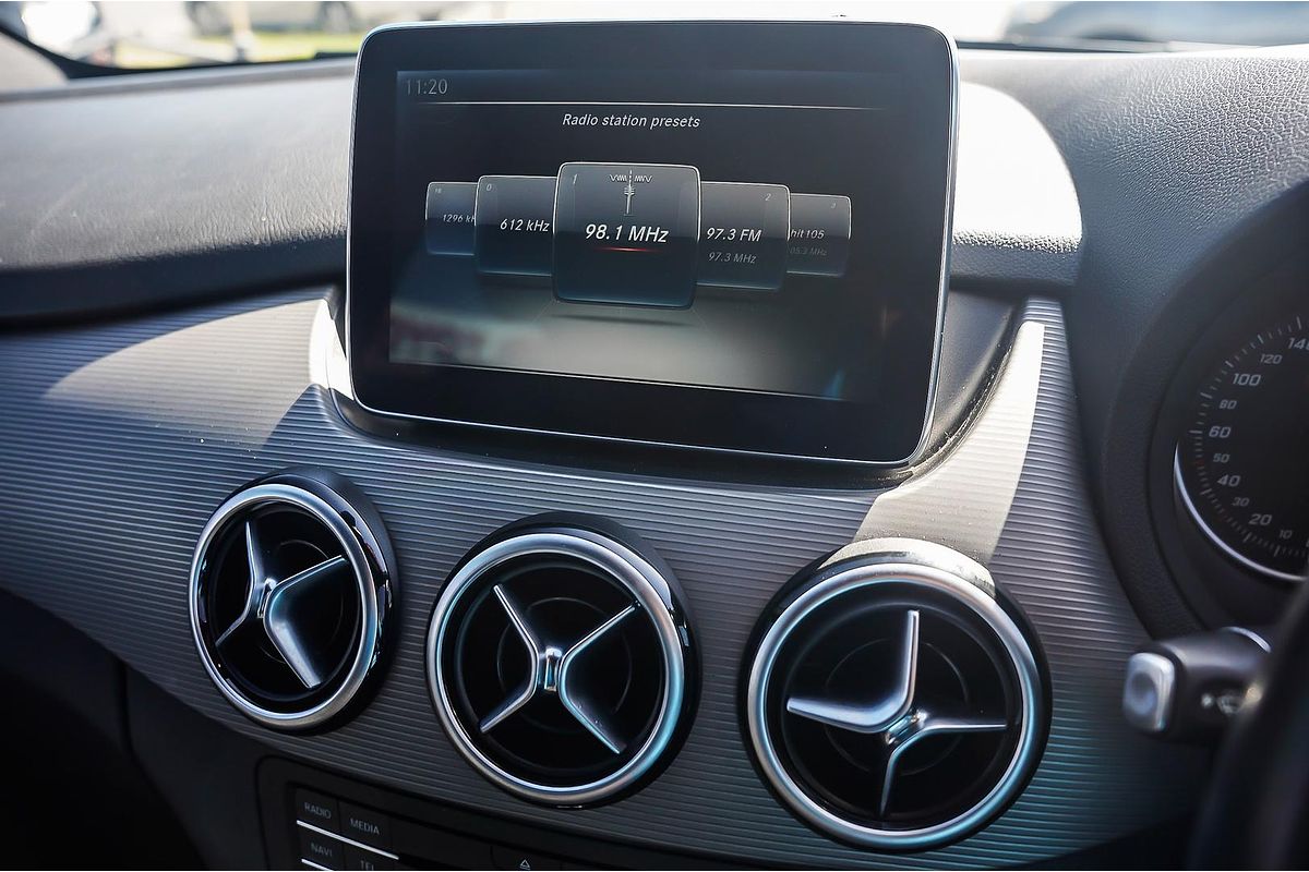 2015 Mercedes-Benz B-Class B180 W246